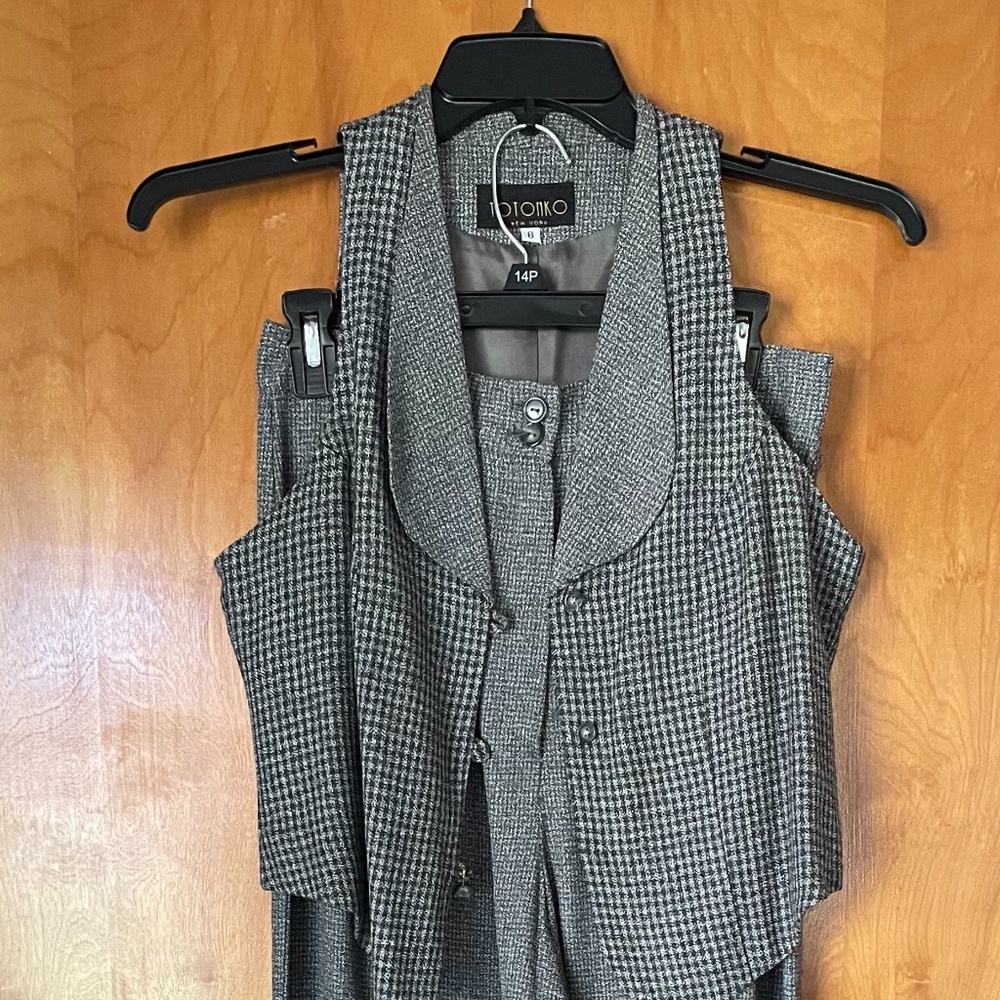Totonko women's wide leg pant Sz 10 with vest SZ 8